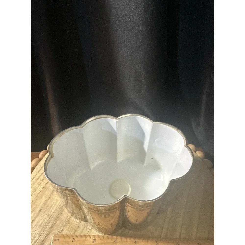 Godinger 1994 Vintage Silver Plate Oval Jewelry Trinket Box  Lined